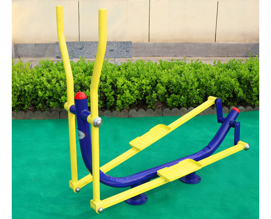 玉峰告訴你使用戶外健身器材有什么好處