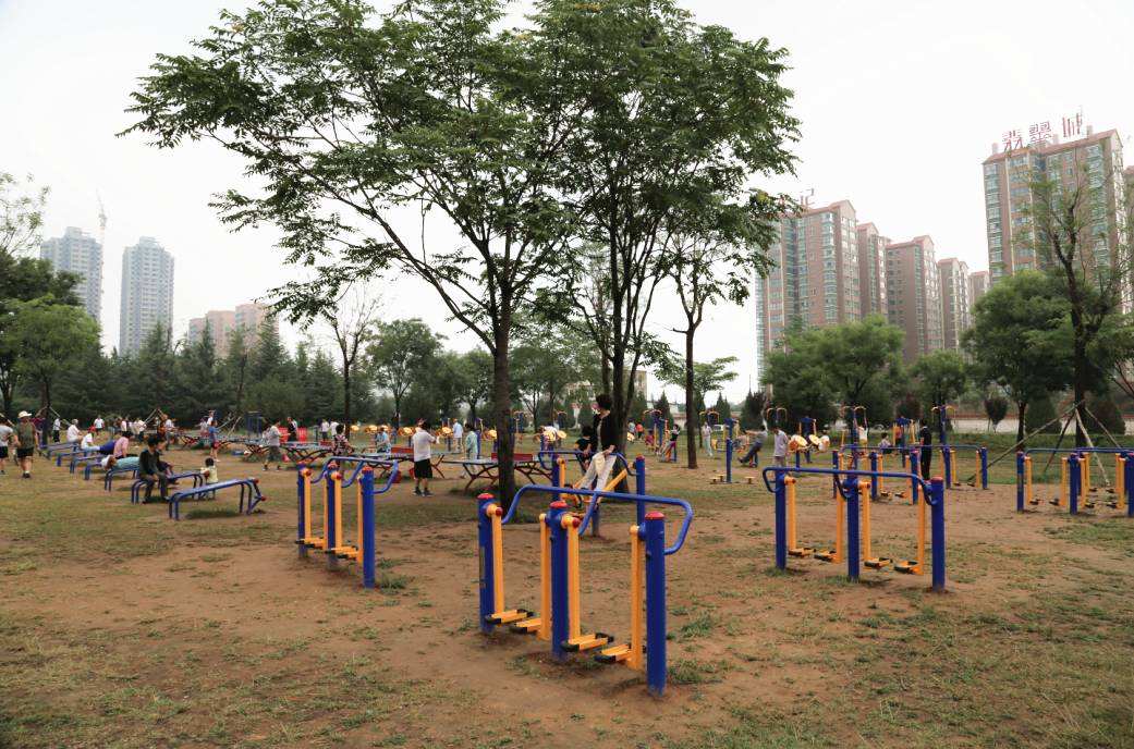 玉峰健身路徑器材