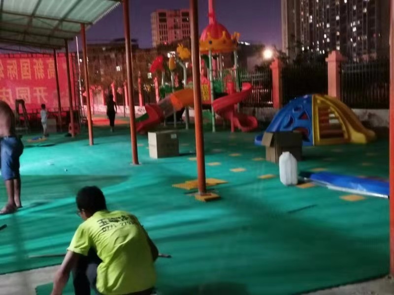 玉峰懸浮拼裝地板