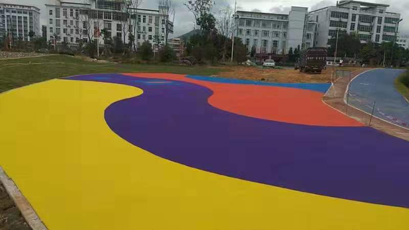 玉峰體育運(yùn)動(dòng)場(chǎng)地