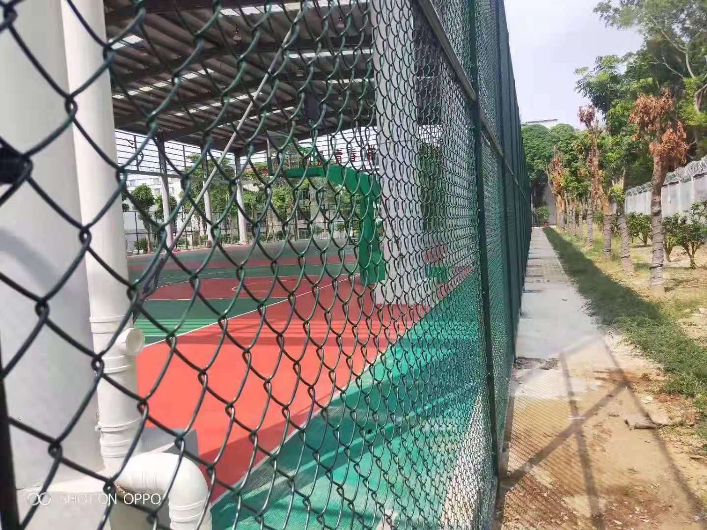 玉峰籃球場圍網