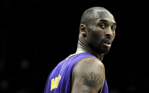 科比是NBA哪個(gè)球隊(duì)的？-【玉峰體育】