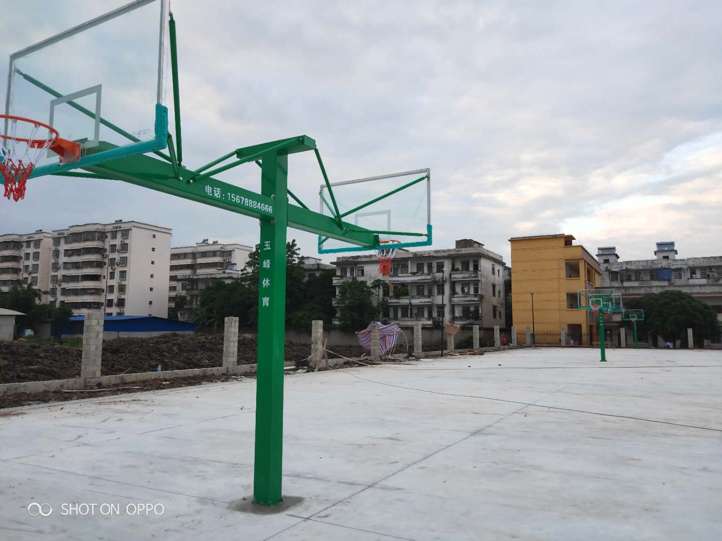 移動籃球架日常保養和場地種類