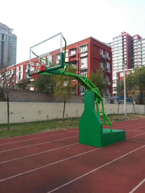 如何選擇中意籃球架戶外健身器材要堅持
