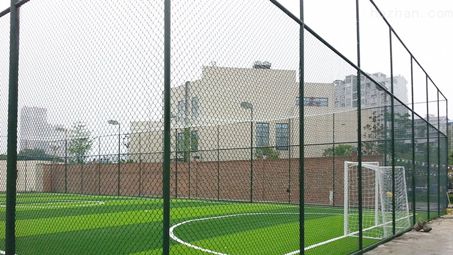 足球場圍網
